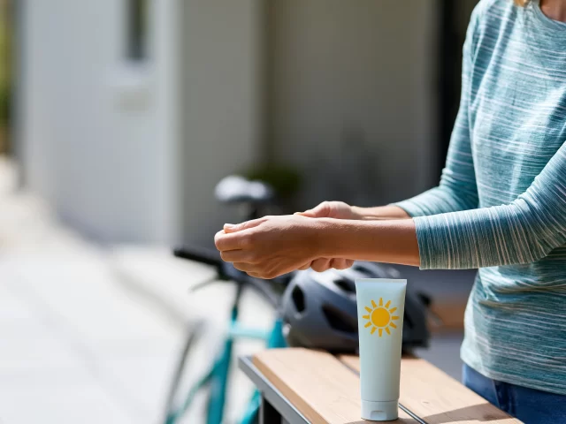 A Summer Personal Care Checklist for Seniors Living in Surprise, AZ